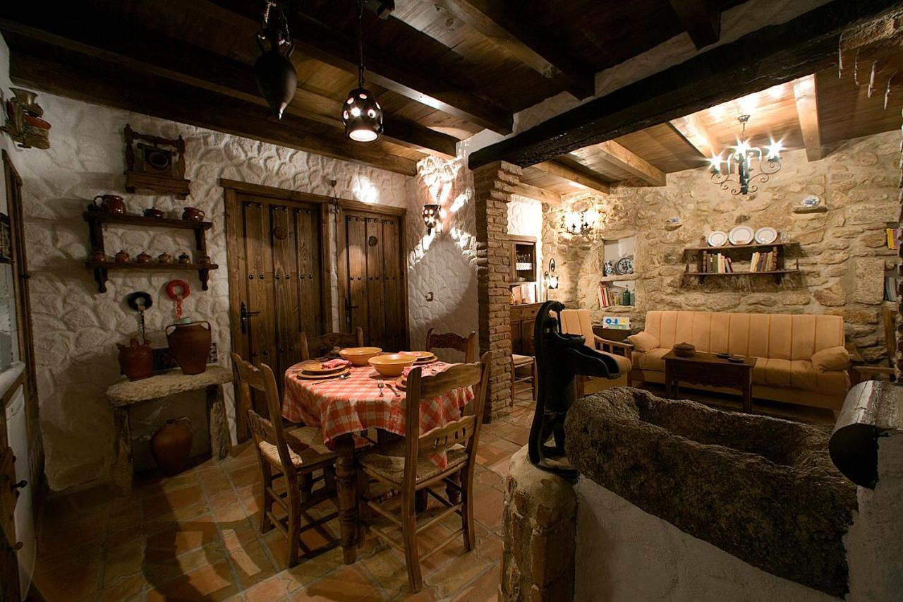 Casa Rural Margarita II มอนตันเชซ ภายนอก รูปภาพ